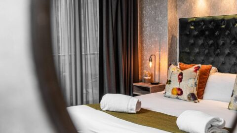 Bedroom Mirror Image