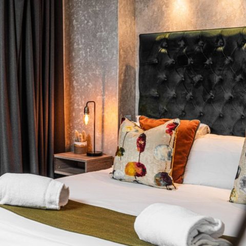 hotels-in-swansea-city-centre-grand-hotel-swansea-wales